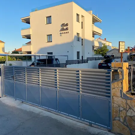 شقة 3 Stella Deluxe With A Heated Swimming Pool, Jacuzzi, Sauna And Bbq توراني